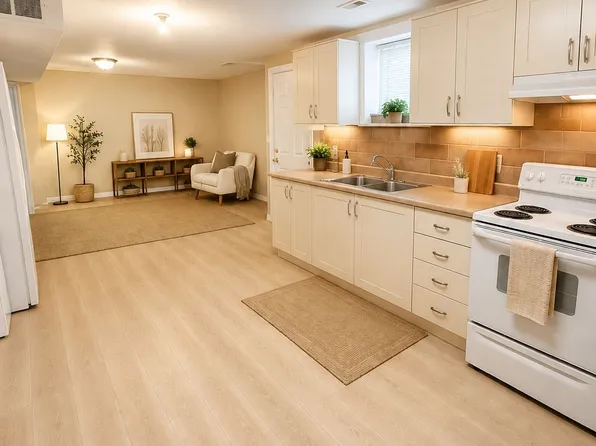 7 Waltham Dr, Toronto, ON M9V 1S6