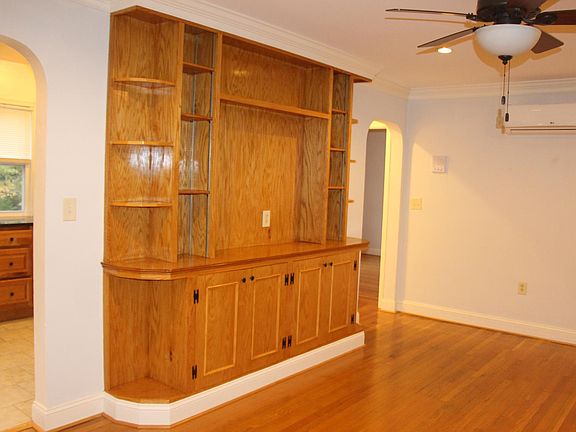 2nd image of 4800 9th St N APT 6
