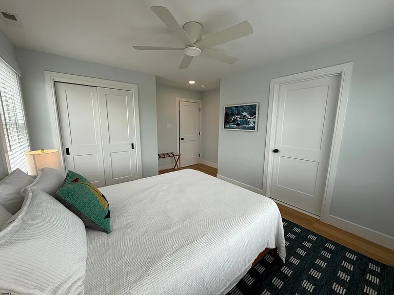 7607 Burk Ave — Photo 37