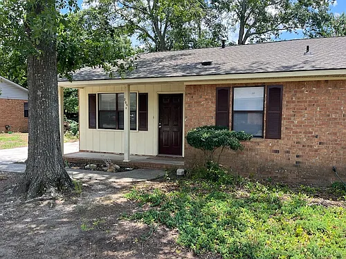 204 Flores Ln #B Photo 1
