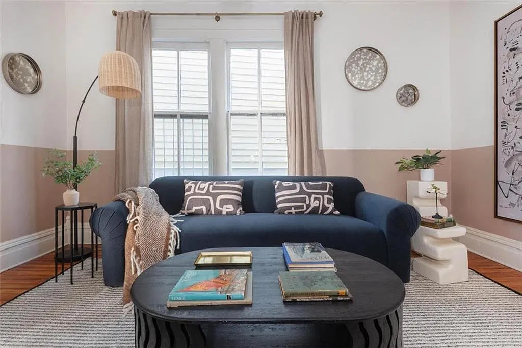 2 bed, 1.0 bath, 1500 sqft, $4,300 — Photo 2