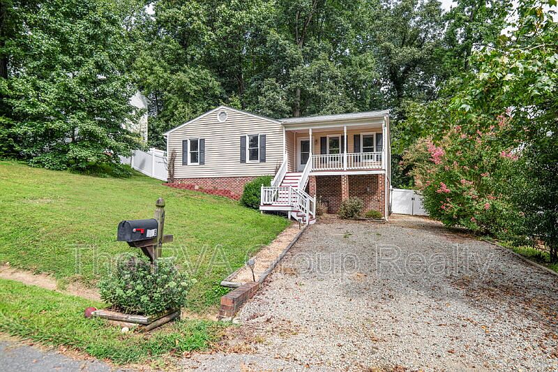 1st image of 4718 Mason Dale Dr