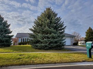 2665 Kingsway Ave, New Lenox, IL 60451