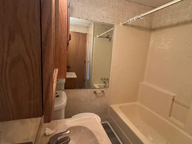 232 S Park Rd SW — Photo 13