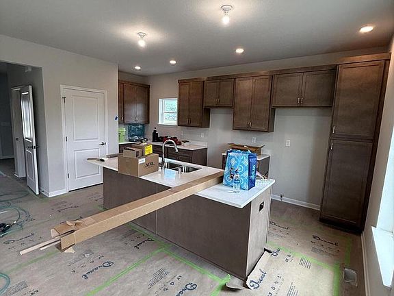 4th image of 1007 Ellis AVENUE #Lt72
