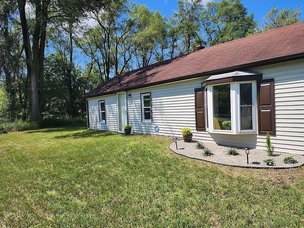 7417 Vassar Rd, Otisville, MI 48463 Zillow