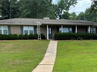 1601 Ridgecrest Dr, Tuscaloosa, AL 35406