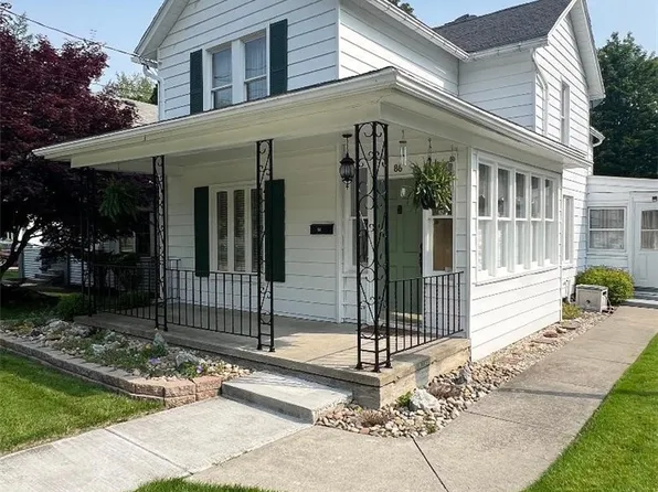 86 Liberty St, Fredonia, NY 14063