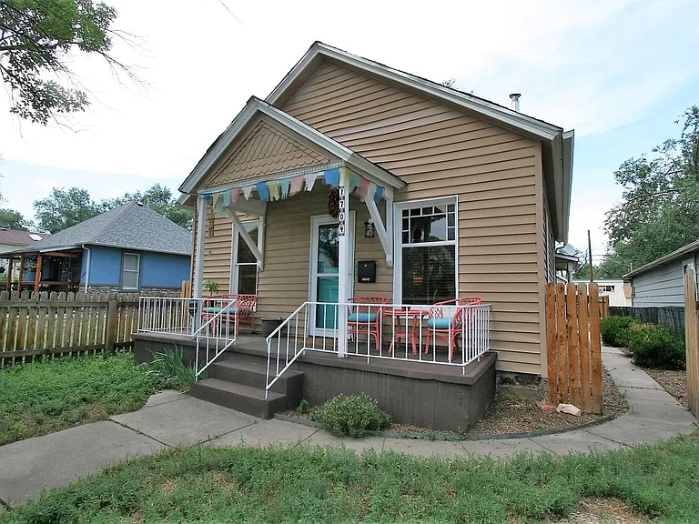 1704 W Vermijo Ave — Photo 1