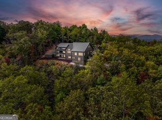 1095 Rabun Bluffs Dr, Lakemont, GA 30552