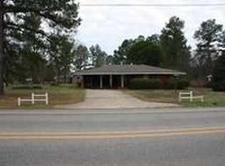 115 E Runnels St, Mineral Springs, AR 71851