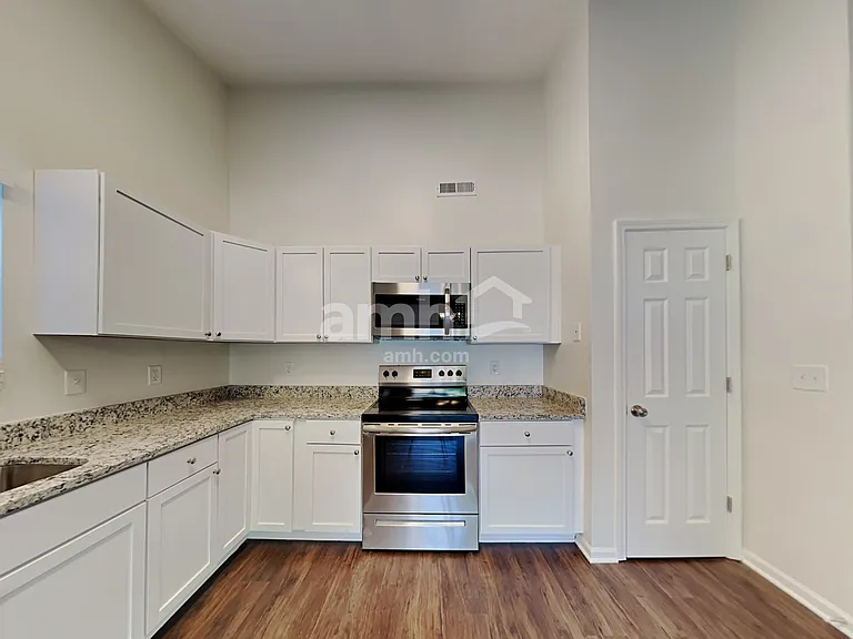1273 Audubon Dr — Photo 3