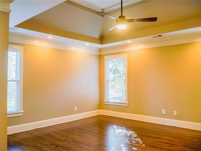 1127 Ashton Bluff Dr — Photo 19