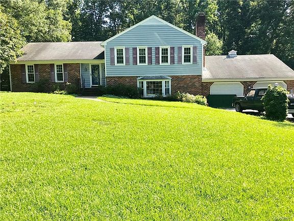 2nd image of 9148 Wrenwood Dr