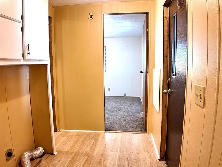 251 Oakdale Dr — Photo 21