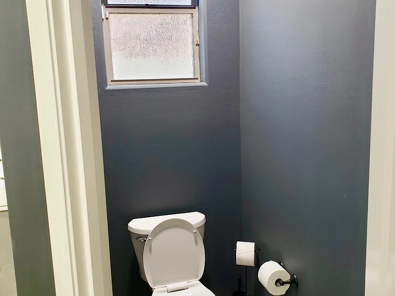 381 W Wisteria Pl — Photo 13