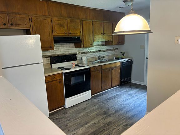 4th image of 169 Eastview Ave NW