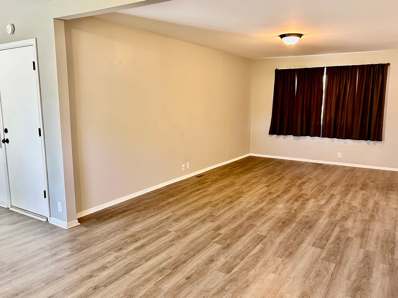 3 bed, 1432 sqft, $1,600 — Photo 4