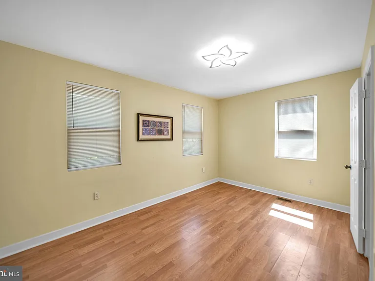 2712 Sherman Ave NW — Photo 23