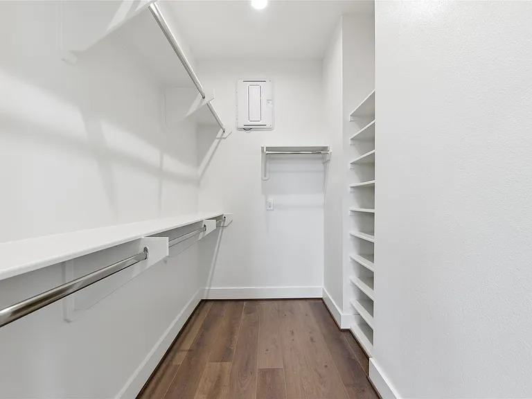7702 Earl Rudder Way — Photo 40