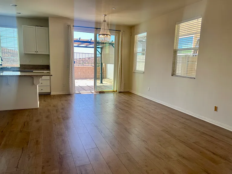 1520 Franceschi Dr — Photo 2