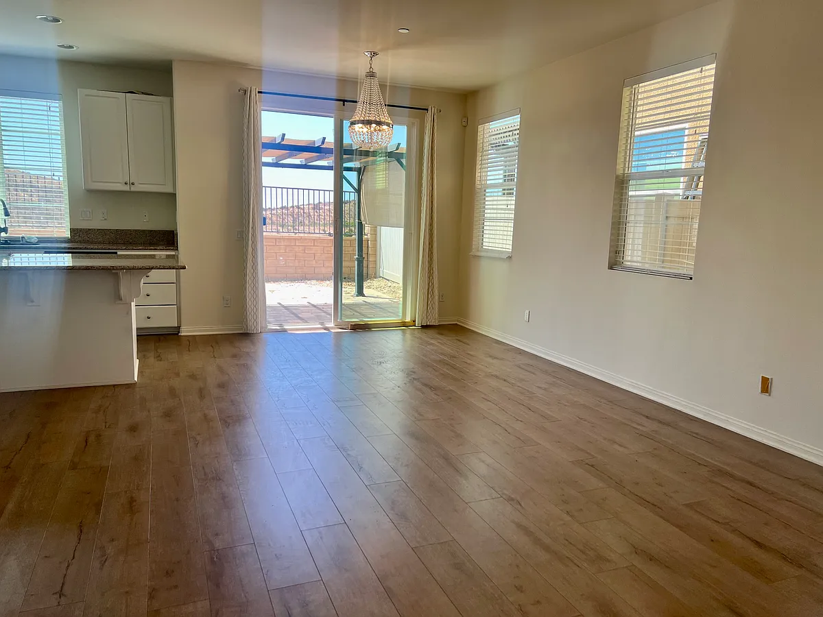 Building Photo - 1520 Franceschi Dr