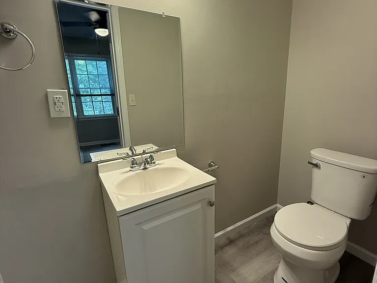 1317 5th Pl NW — Photo 6