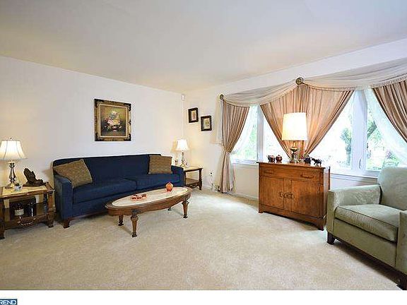 4th image of 504 Municipal Dr