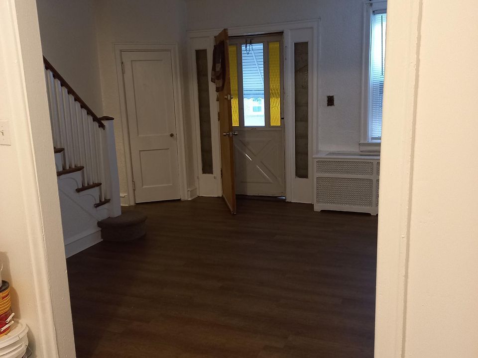1st image of 5249 W Clarkson Ave