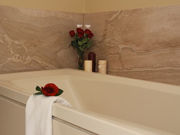 Master Bathroom Jacuzzi