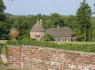 410 Tranquility Rd, Middlebury, CT 06762