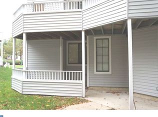807 Abbey Ct, Sicklerville, NJ 08081
