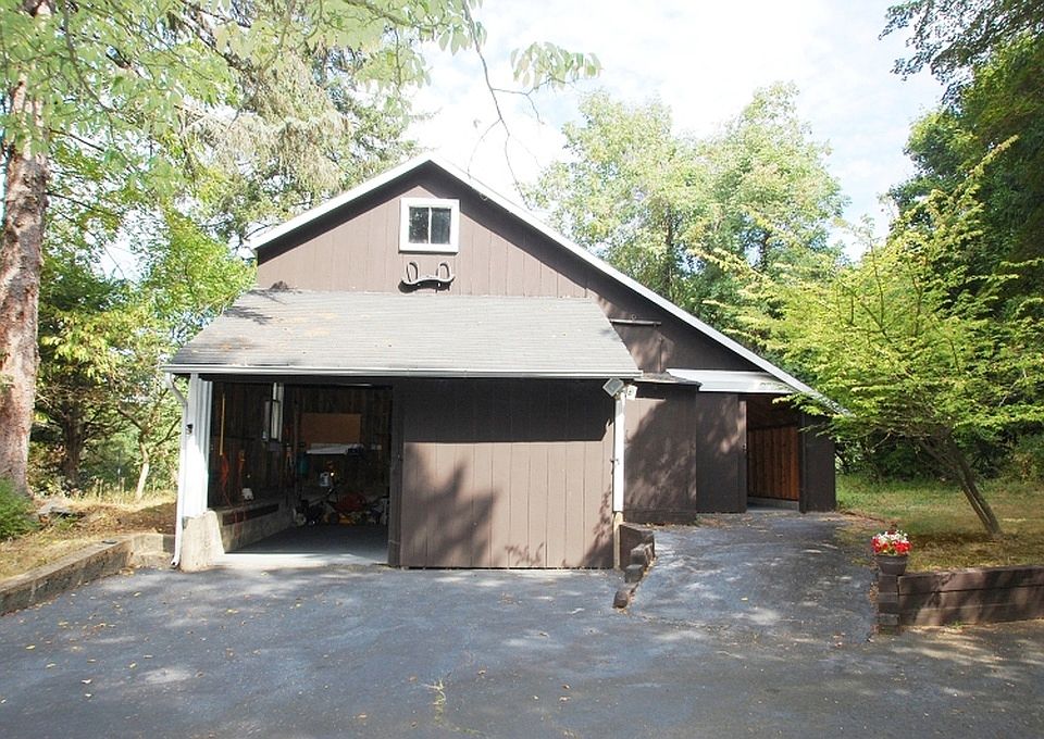 2nd image of 69 Washington Rock Rd