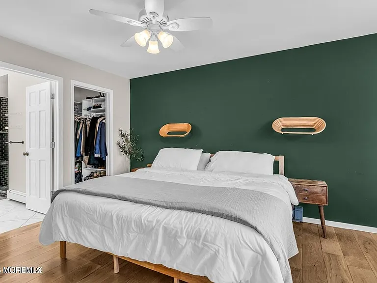 51 Venice Dr — Photo 12