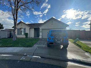 9961 Squirrelview Ct, Elk Grove, CA 95757