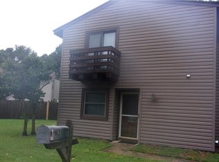 2 Farington Cir, Chesapeake, VA 23320