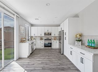 8465 Montefino Ct, Las Vegas, NV 89117