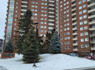 915 Elmsmere Rd #812, Ottawa, ON K1J8H8