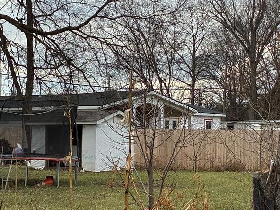 3rd image of 2600 Plainview Ave