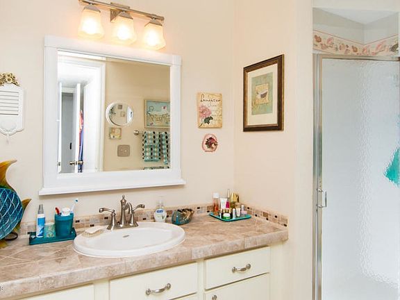 5th image of 4890 Lake Waterford Way #2-212