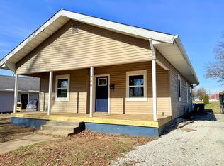 748 Oak St, Bicknell, IN 47512