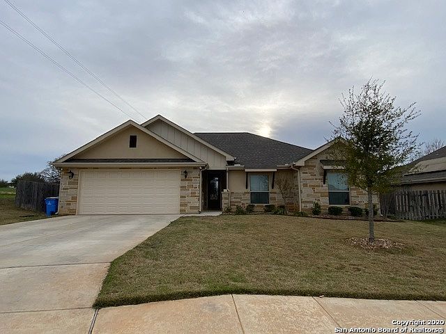 1st image of 104 S Jewels Dr