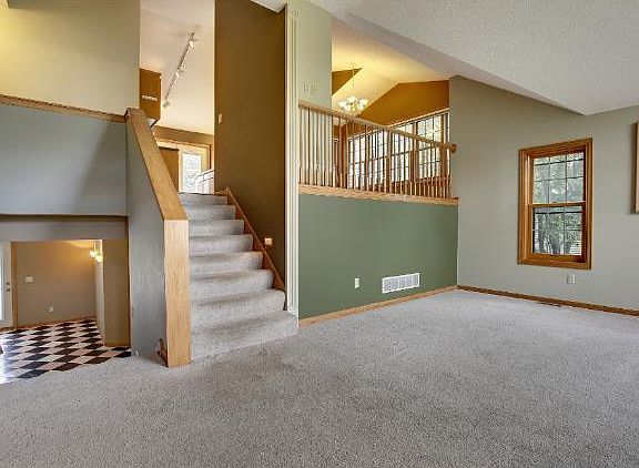 2nd image of 3306 Rolling Hills Dr