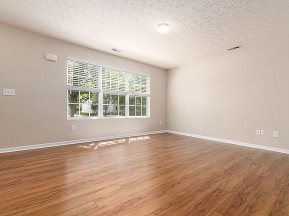 4th image of 3995 Summerstone Dr