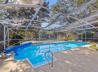 20 Linwood Rd NW, Fort Walton Beach, FL 32547