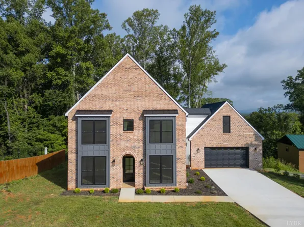 271 Riverside Dr, Lynchburg, VA 24503