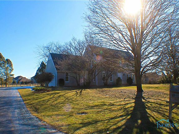 2nd image of 25754 Cherbourg Ln