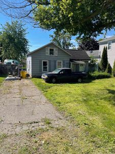 36122 Main St, New Baltimore, MI, 48047