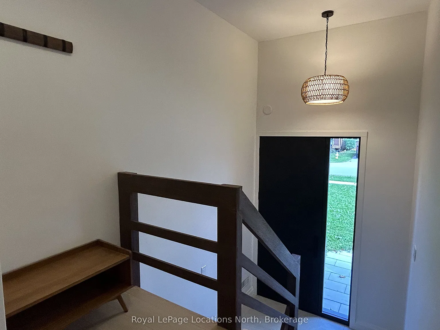 3 bed, $2,300 — Photo 2