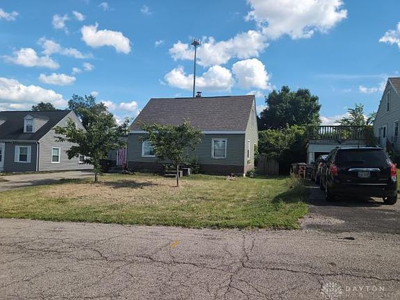 3rd image of 128 Loretta Dr